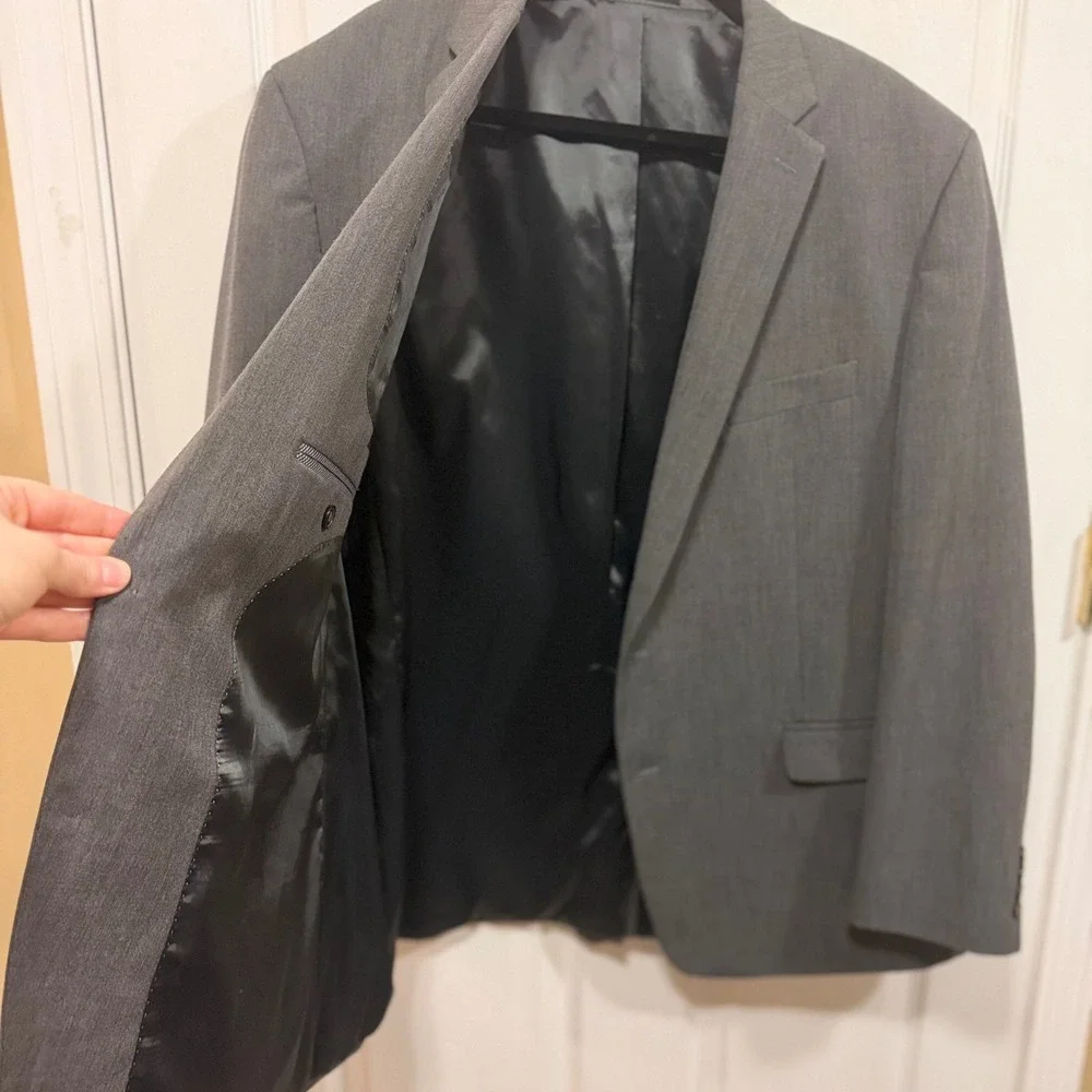 Chaps Mens Gray Two Button Suit Jacket Blazer 48R Regular Fit Notch Lapel Solid